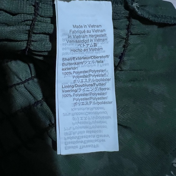 Madewell Floral Smocked Women's Top - Picture 6 of 6